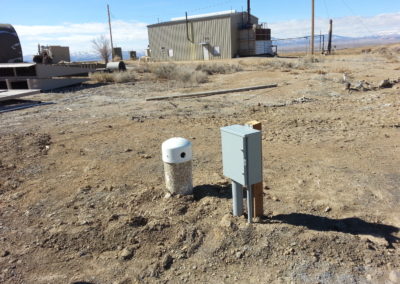 30 Amp Grounded w/ 300' Deep well